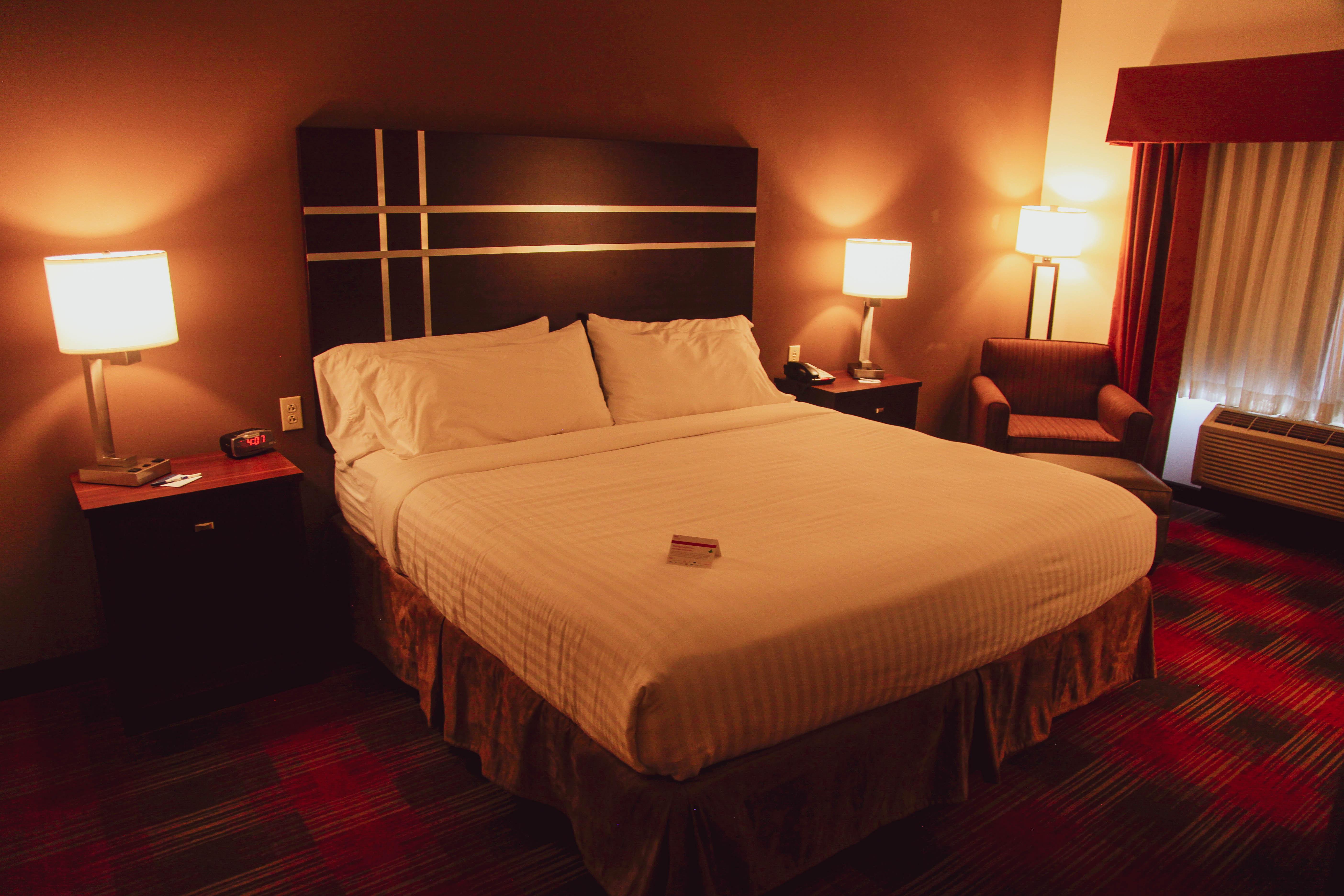 Holiday Inn Express & Suites Cumberland - La Vale By Ihg Exterior photo